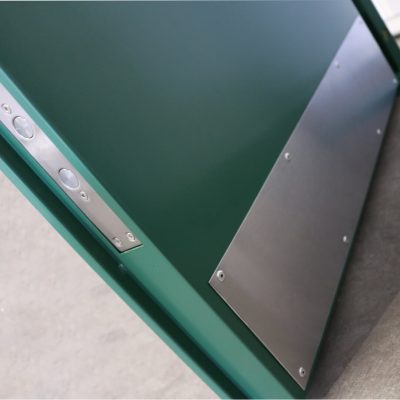 Kick plate close up