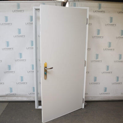 Budget Steel Door | 995mm x 1985mm | Latham's White | RH OUT/LH IN